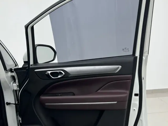 GAC Trumpchi M6 — Фото автомобиля 16