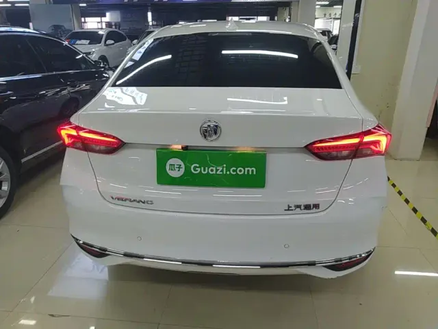 Buick Verano — Фото автомобиля 5