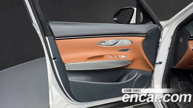Genesis GV70 2.2 Дизель AWD — Фото автомобиля 20