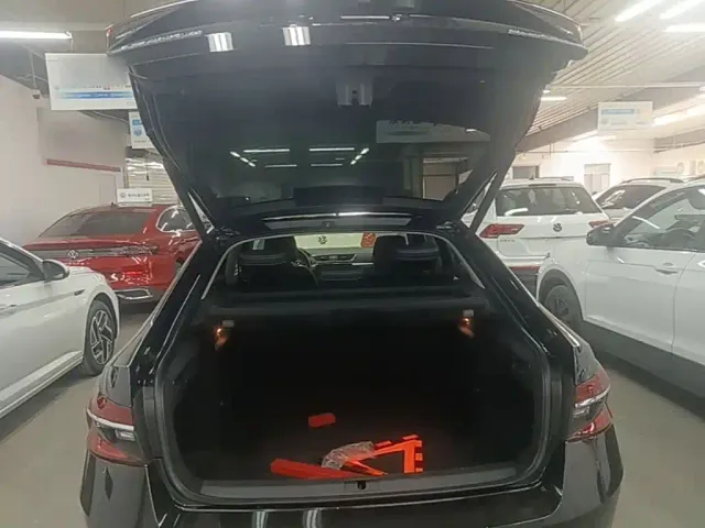 Skoda Superb — Фото автомобиля 18