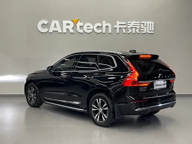 Volvo XC60 — Фото автомобиля 6