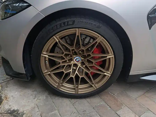 BMW M4 — Фото автомобиля 6