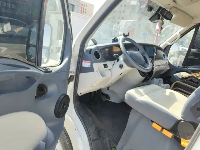 Maxus H90 RV — Фото автомобиля 13