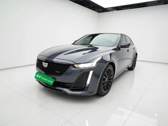 Фотография автомобиля — Cadillac CT5