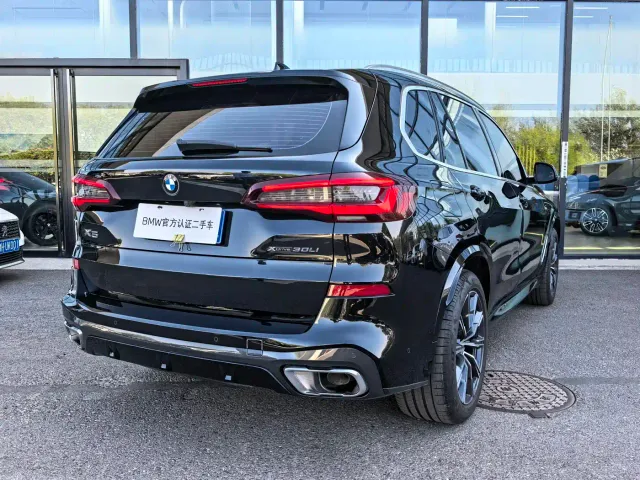 BMW X5 — Фото автомобиля 5