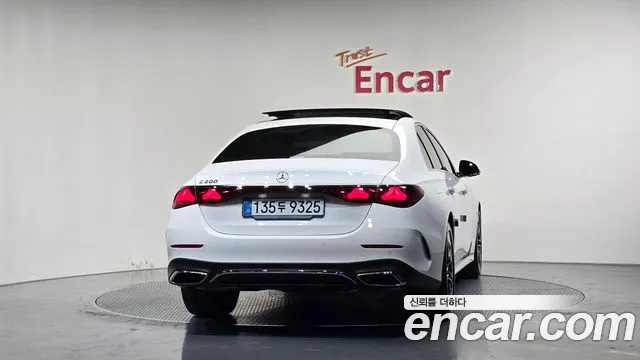 Mercedes-Benz E-Class W214 — Фото автомобиля 4