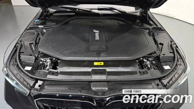 BMW i5 G60 — Фото автомобиля 6