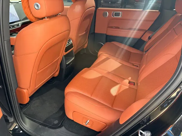 Li Auto L6 — Фото автомобиля 7