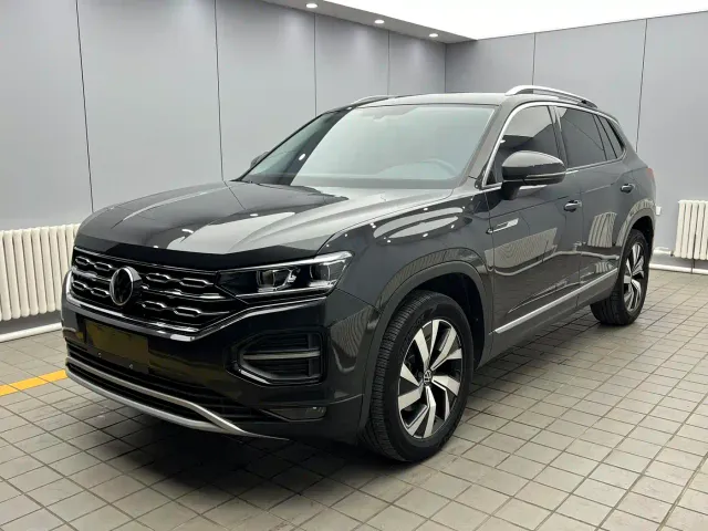 Фотография автомобиля — Volkswagen Tayron
