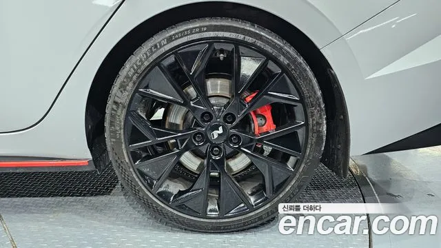 Hyundai AVANTE — Фото автомобиля 21