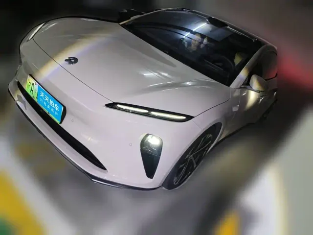 Фотография автомобиля — Nio ET5