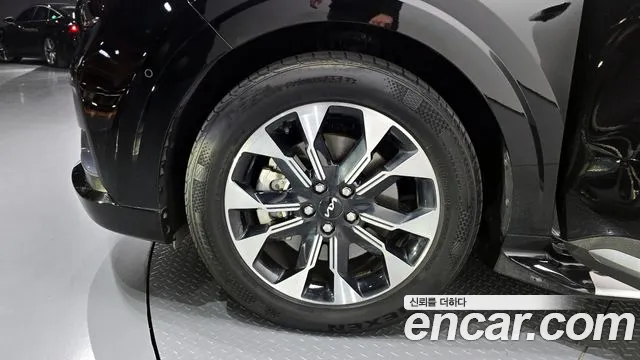Kia Canival Carnival 4 поколение 7 мест Hi-Limousine — Фото автомобиля 5