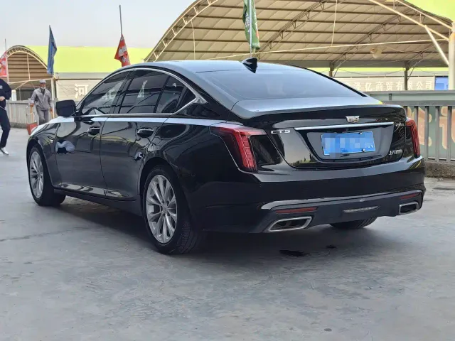 Cadillac CT5 — Фото автомобиля 5