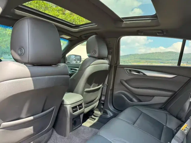 Cadillac CT5 — Фото автомобиля 25