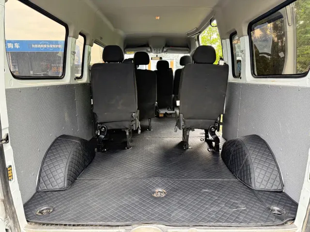 Maxus Xintu V80 — Фото автомобиля 17