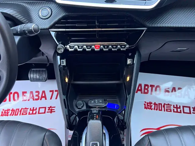 Peugeot 2008 — Фото автомобиля 14