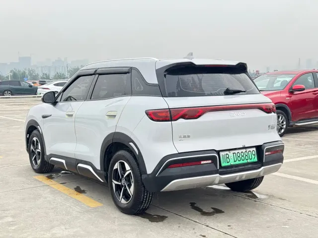 BYD Yuan PLUS — Фото автомобиля 12