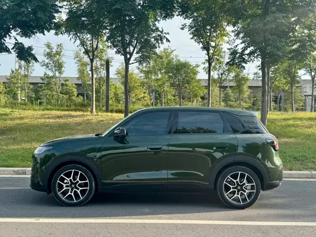 Leapmotor A10 — Фото автомобиля 3