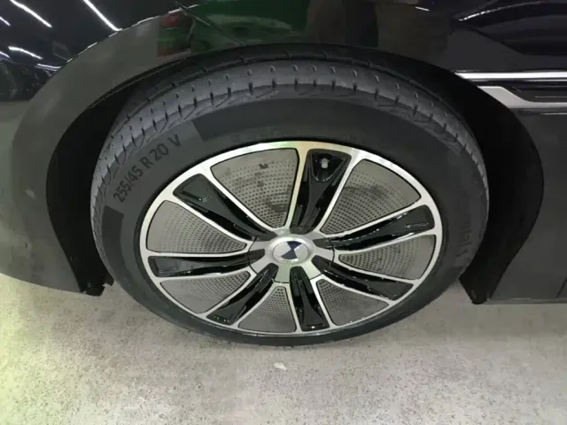 Denza Denza Z9GT 2024 Model 1100 AWD Max Edition — Фото автомобиля 22