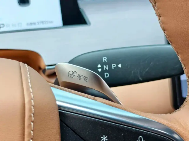 BYD Han L — Фото автомобиля 20