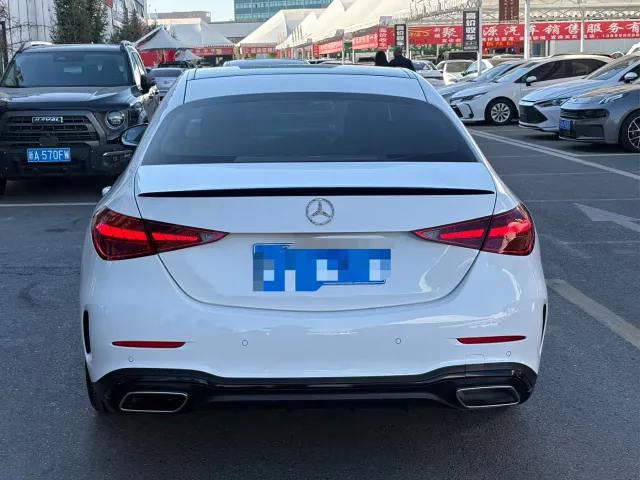 Mercedes-Benz C-Class — Фото автомобиля 4