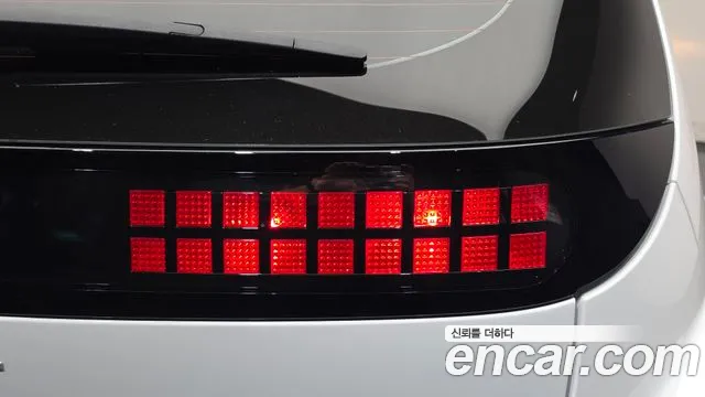 Hyundai Casper Electric — Фото автомобиля 8