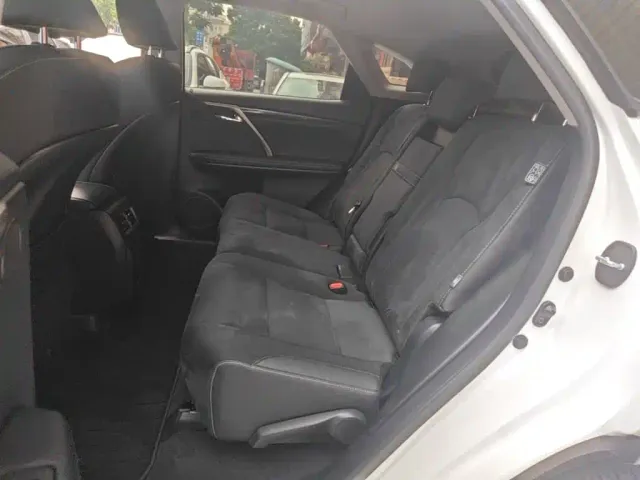 Lexus RX — Фото автомобиля 16