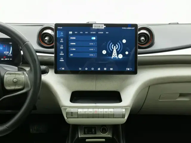 BYD Dolphin — Фото автомобиля 12