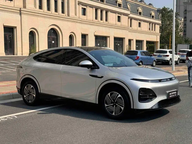 Xpeng G6 — Фото автомобиля 3
