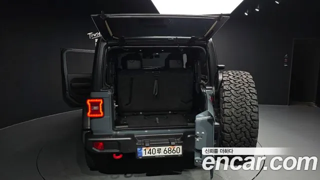 Jeep Wrangler Wrangler (JL) 2.0 Rubicon 2 двери — Фото автомобиля 20