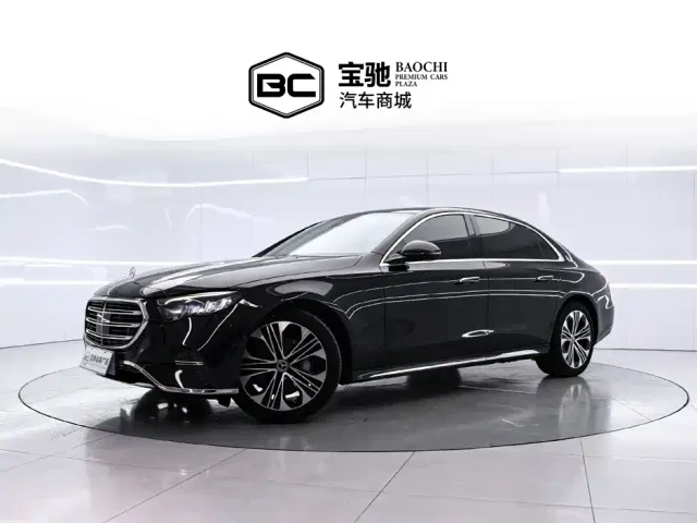 Фотография автомобиля — Mercedes-Benz E-Class