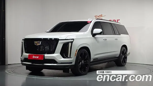 Фотография автомобиля — Cadillac Escalade Generation 5