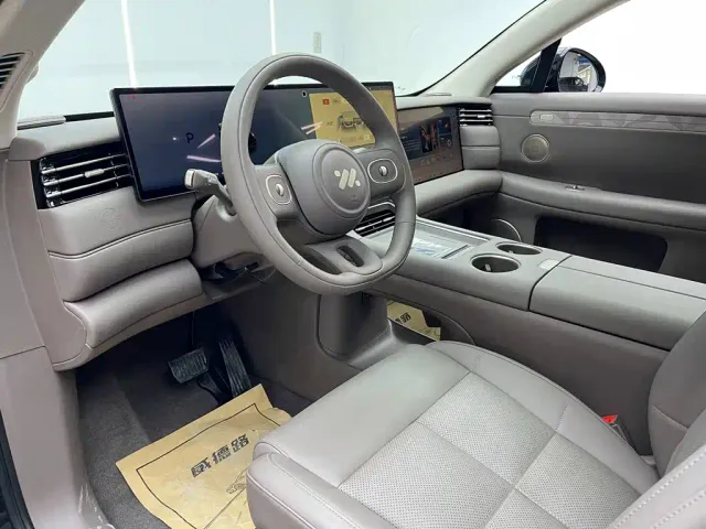 IM Motors LS6 — Фото автомобиля 10