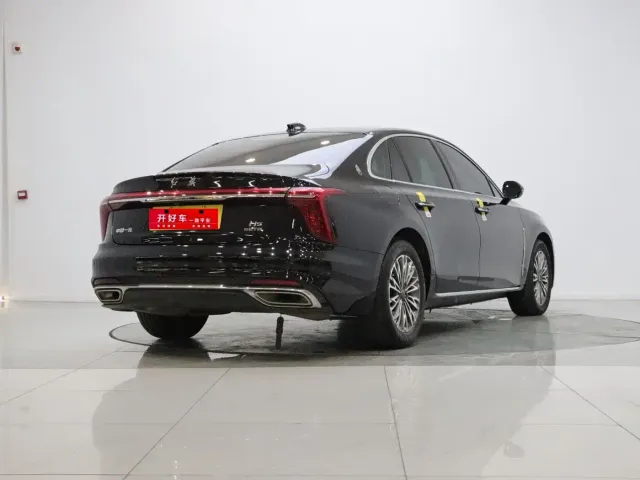 Hongqi H5 — Фото автомобиля 4
