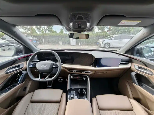 Audi Q5L — Фото автомобиля 14