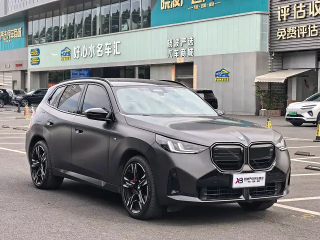 BMW X3 M50 — Фото автомобиля 3