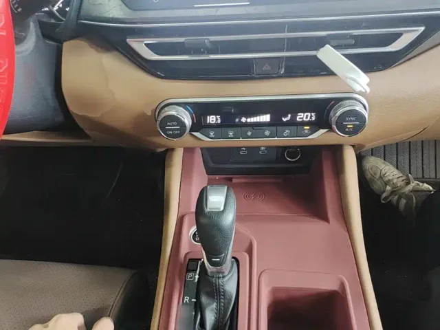 Nissan Teana — Фото автомобиля 9