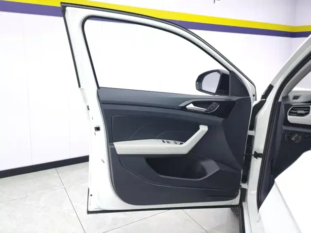Volkswagen Tharu — Фото автомобиля 7