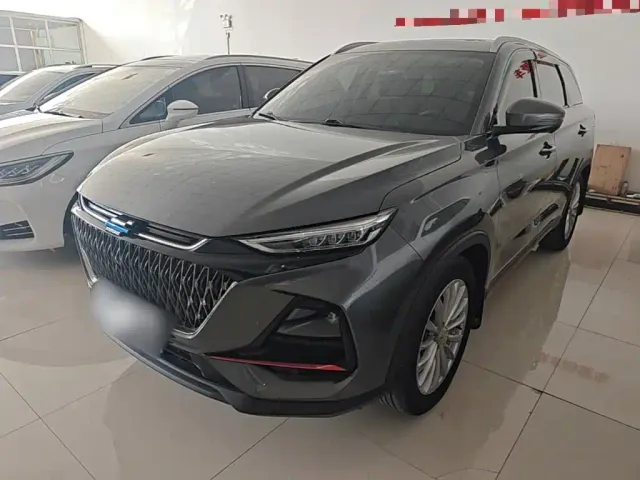 Фотография автомобиля — Changan X7 Plus