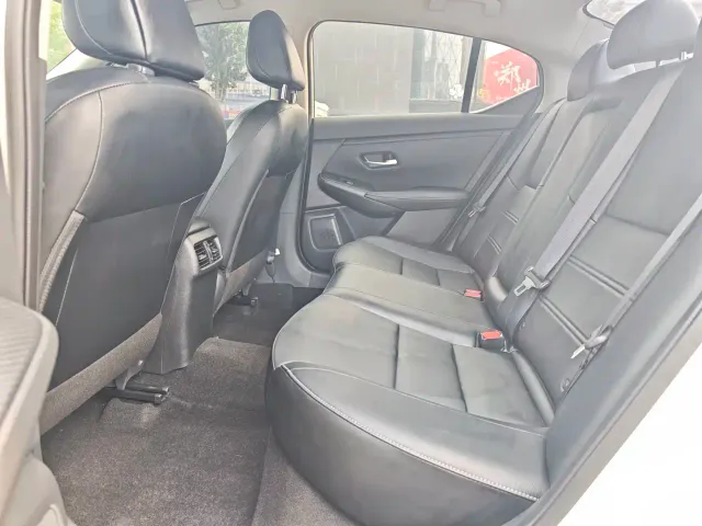 Nissan Sylphy — Фото автомобиля 5