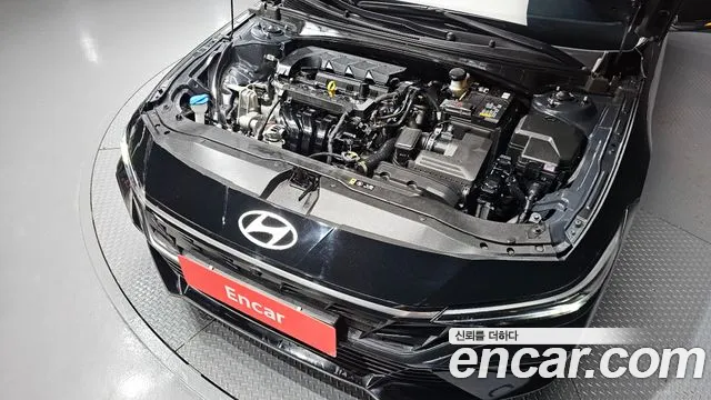 Hyundai Avante CN7 — Фото автомобиля 9