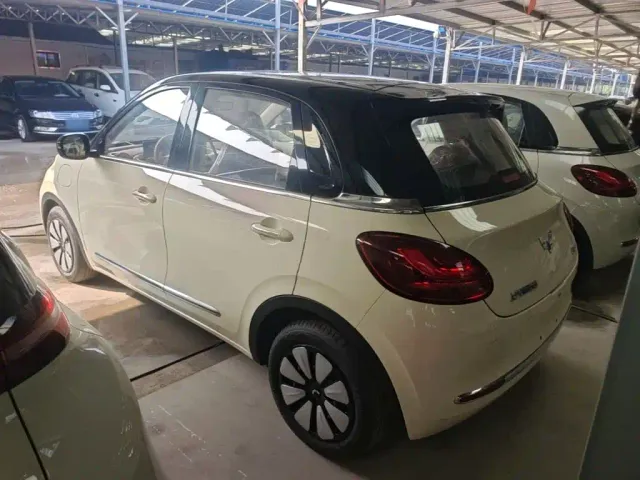 Wuling Bingo — Фото автомобиля 4