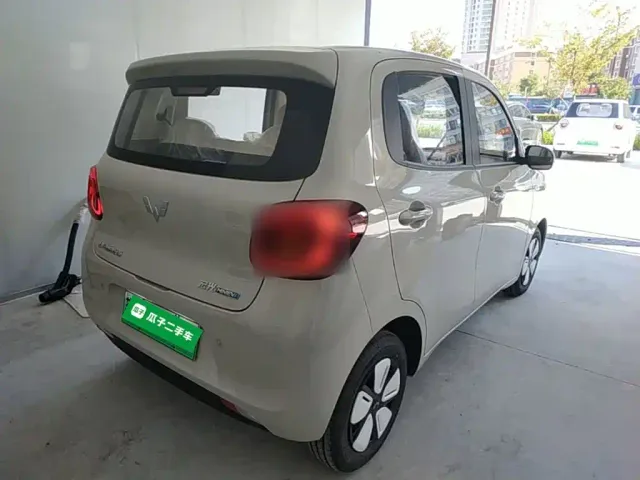 Wuling Hongguang Mini EV — Фото автомобиля 6