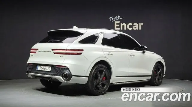 Genesis GV70 — Фото автомобиля 2