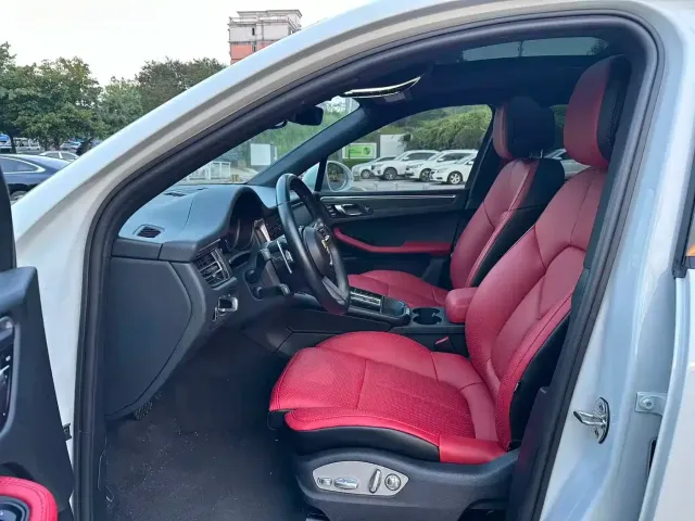 Porsche Macan — Фото автомобиля 4