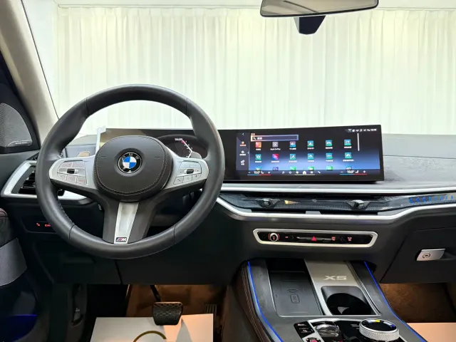 BMW X5 — Фото автомобиля 8