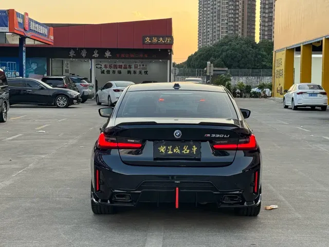 BMW 3 Series — Фото автомобиля 19