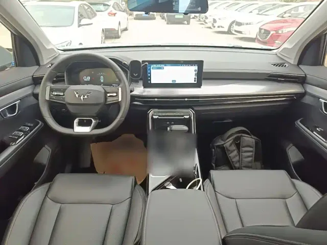 Wuling Asta — Фото автомобиля 9