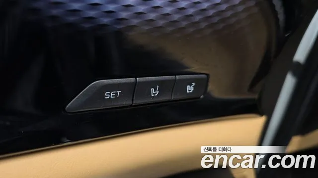Kia Canival Carnival 4 поколение Дизель 9 мест Signature — Фото автомобиля 18