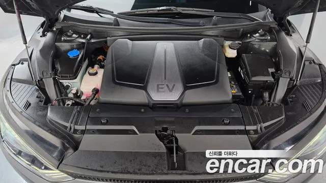 Kia EV6 — Фото автомобиля 9